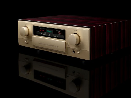 Accuphase C-2900 preamp